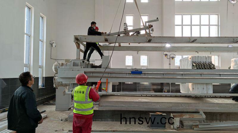 折(zhe)疊帶式壓濾機(ji)的結構特點