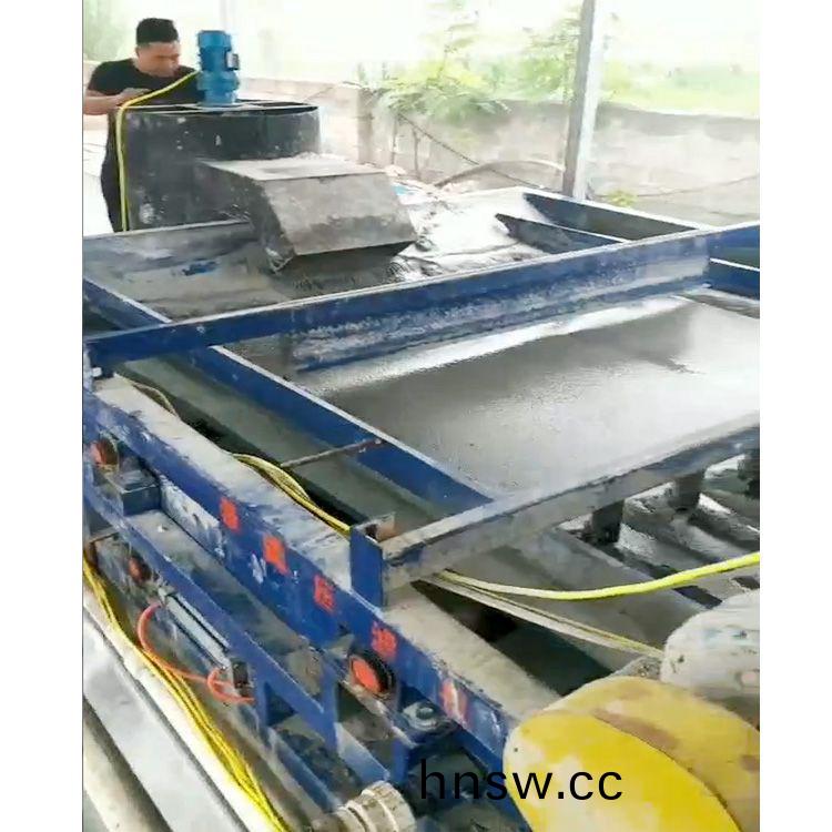 河北保定帶(dai)式壓濾(lv)機汚泥處理